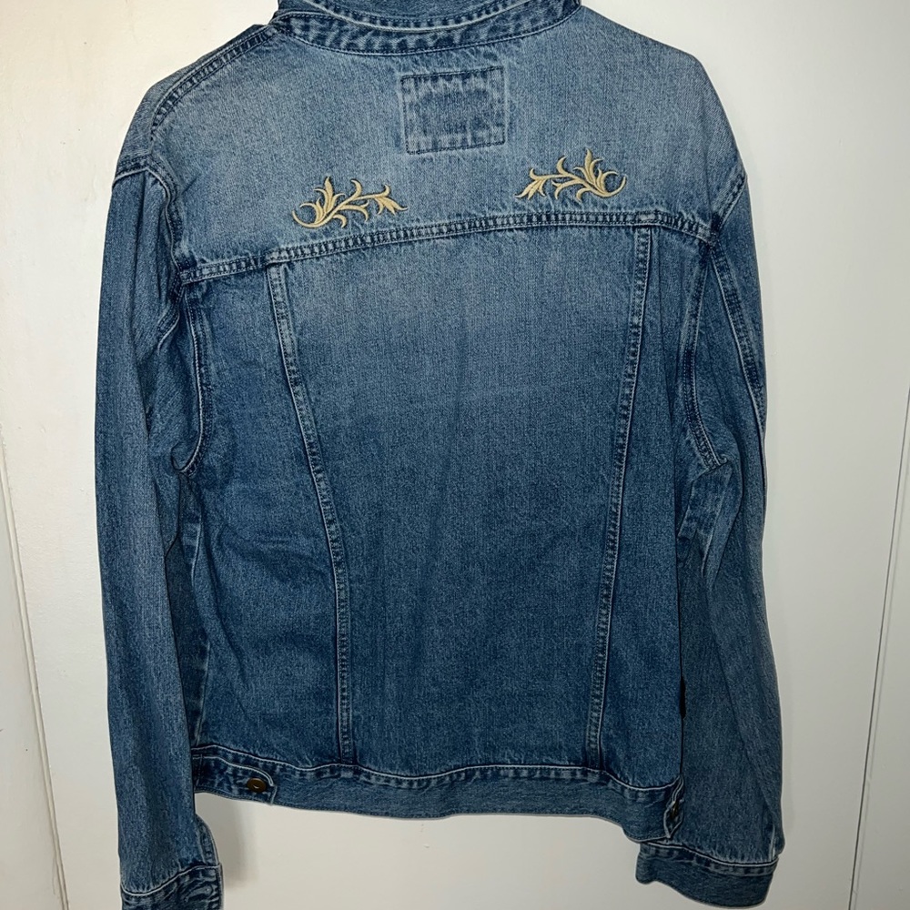 Jacket - Picture 4 of 4